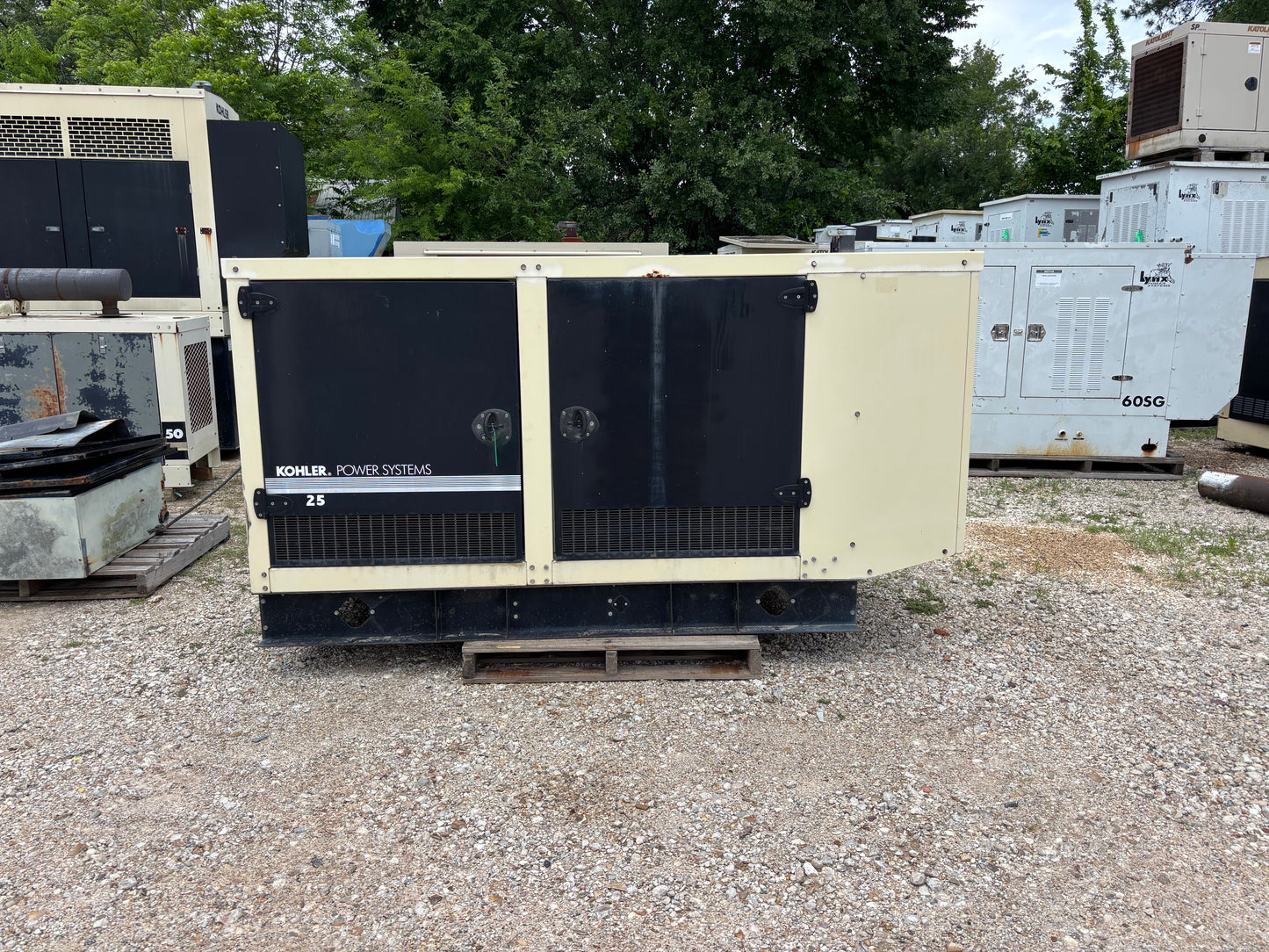 Kohler 25kw 31Kva Natural Gas/Propane  Generator 740 hours