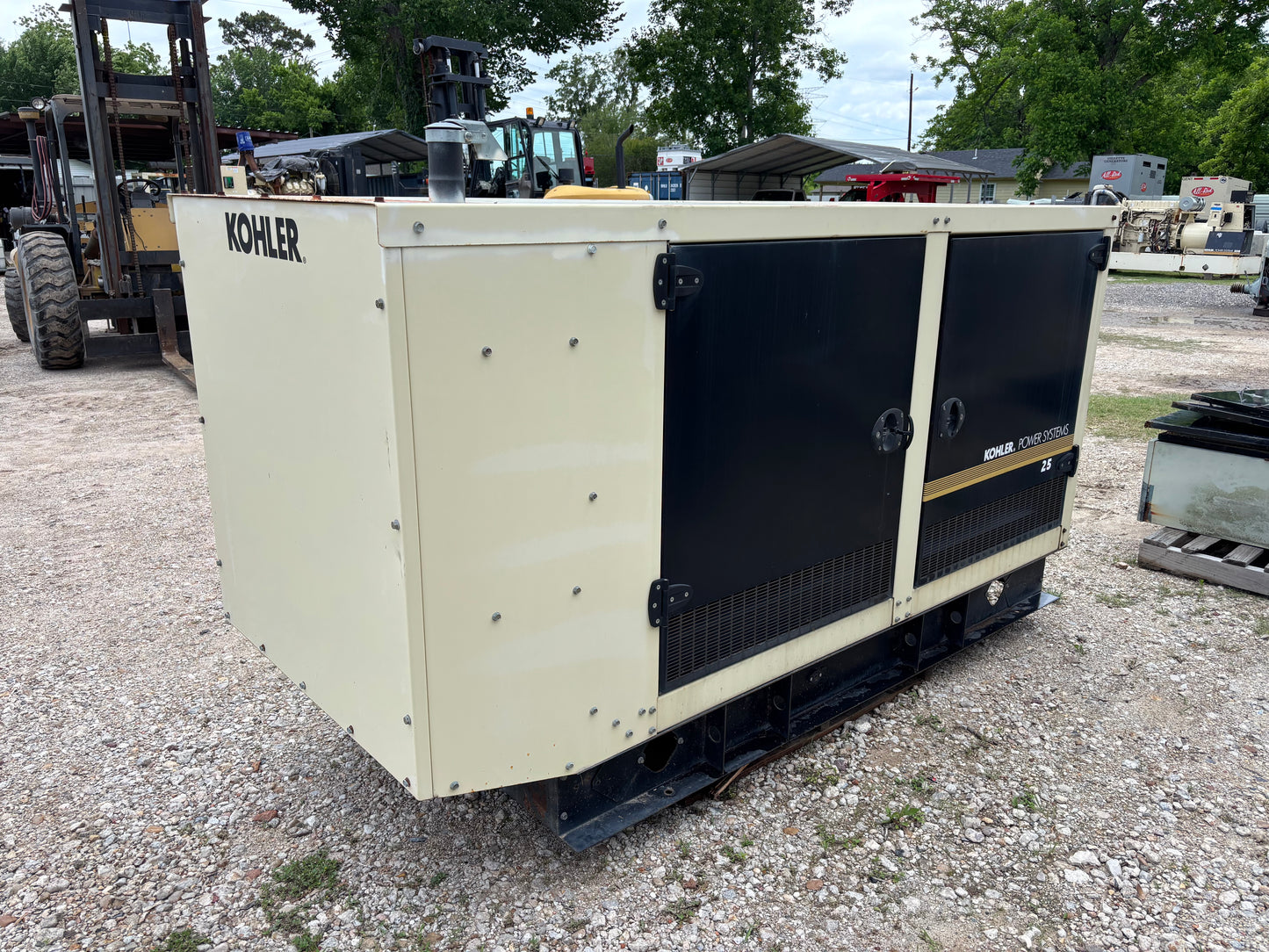 Kohler 25kw 31Kva Natural Gas/Propane  Generator 740 hours