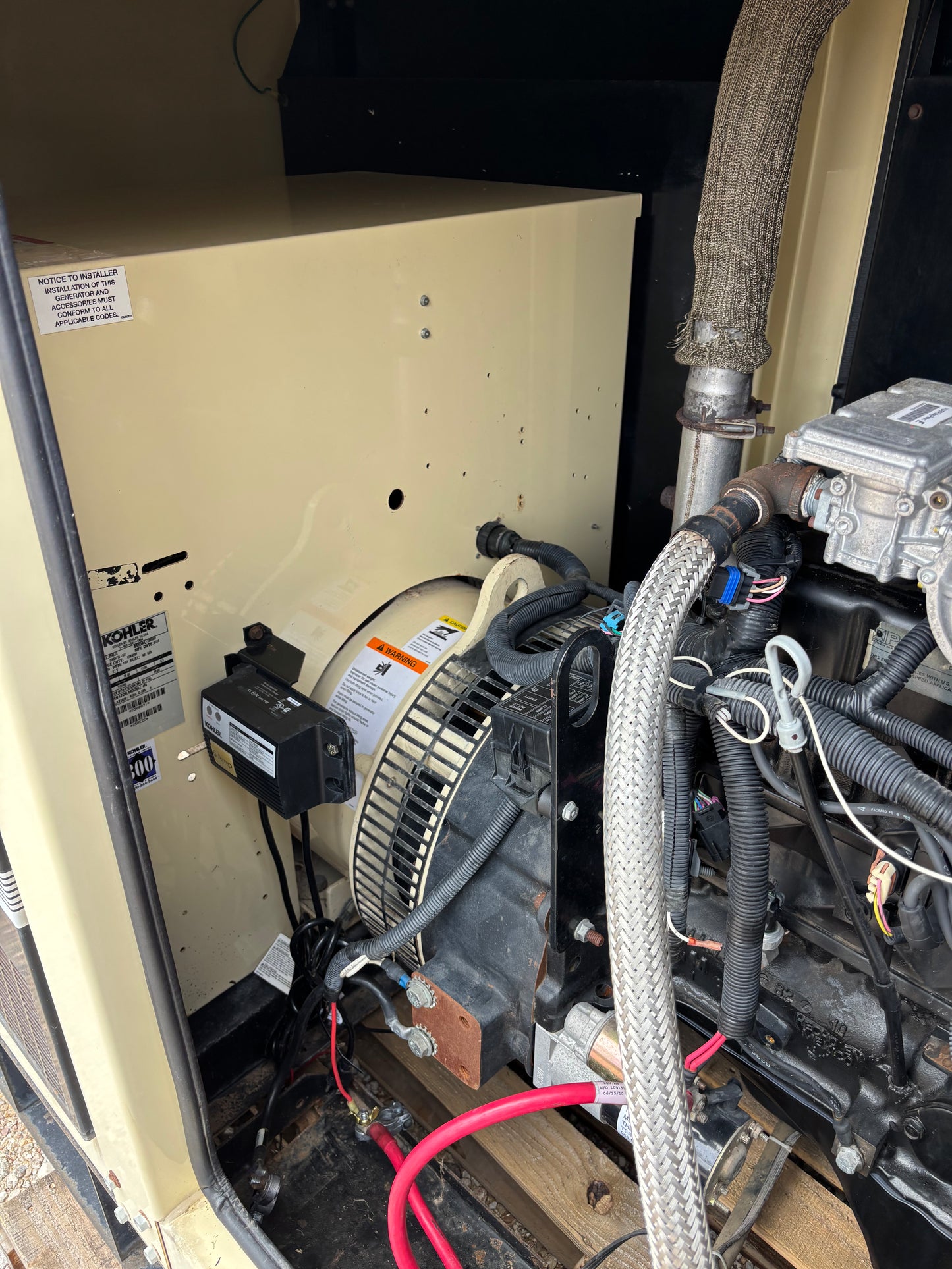 Kohler 25kw 31Kva Natural Gas/Propane  Generator 740 hours