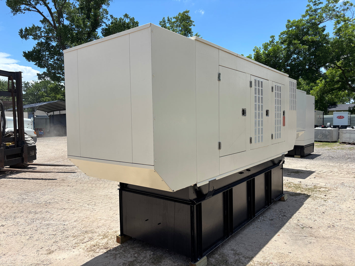 Generac 180kw 225Kva Diesel Generator 1,089 Hours