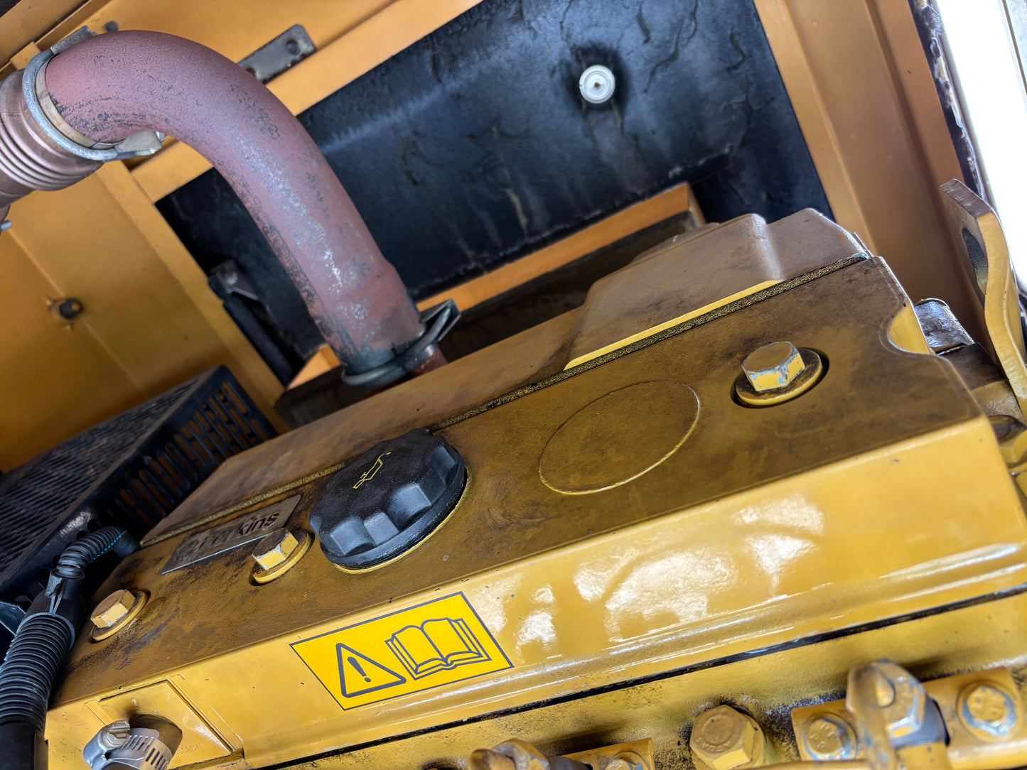 Olympian CAT 75kw 93Kva Diesel Generator 757 Hours