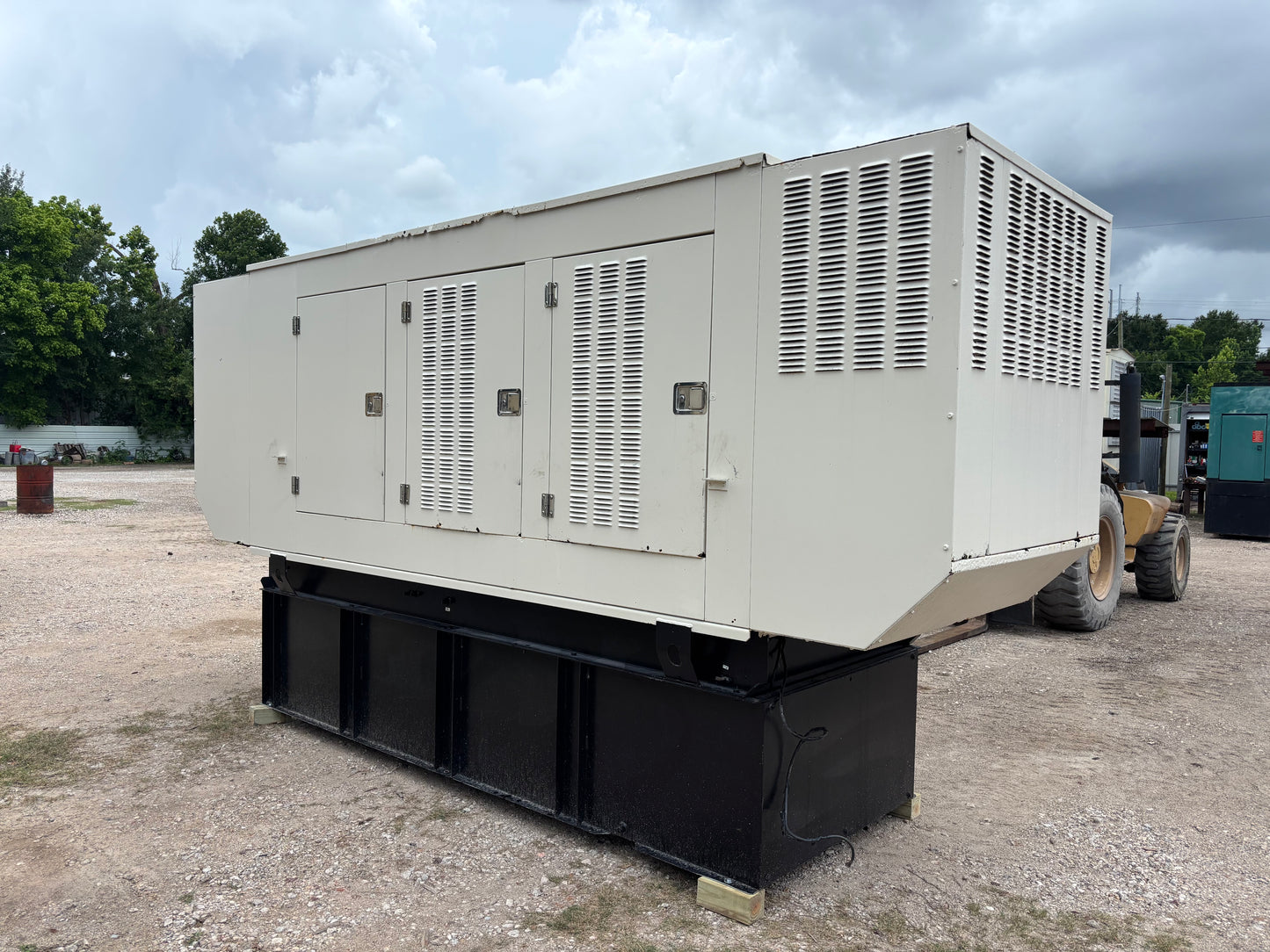 Generac 180kw 225Kva Diesel Generator