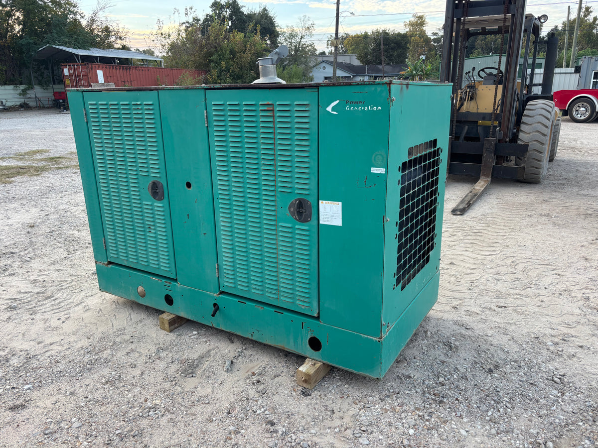 Cummins 42kw 52Kva Natural Gas Generator 422 Hours
