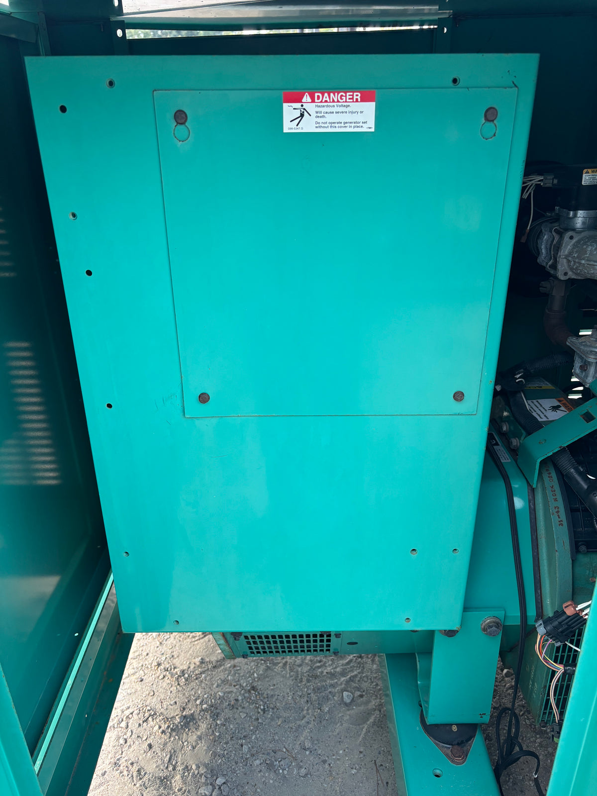 Cummins 42kw 52Kva Natural Gas Generator 422 Hours