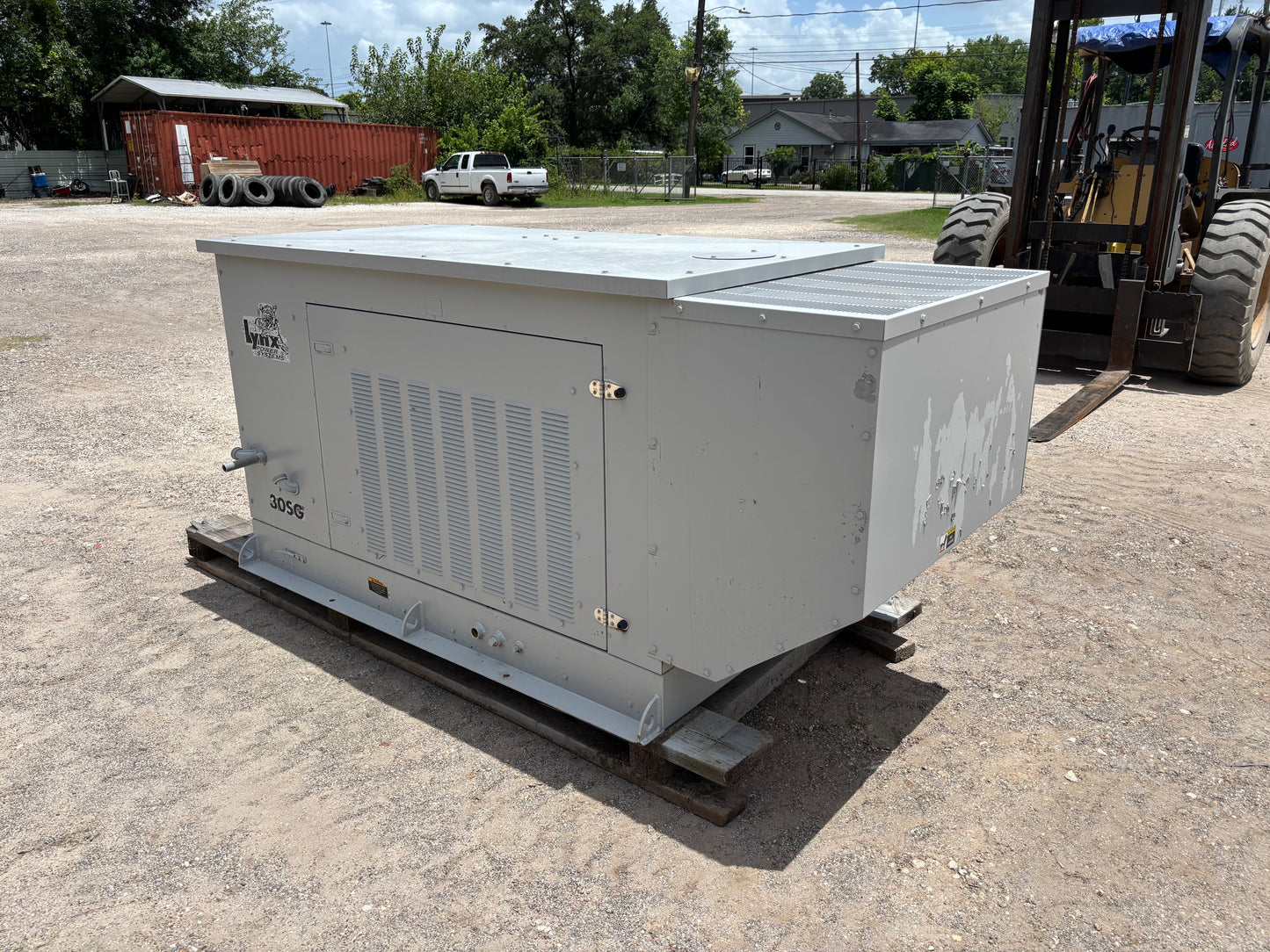 Lynx 30kw Natural gas/Propane Generator 434 Hours