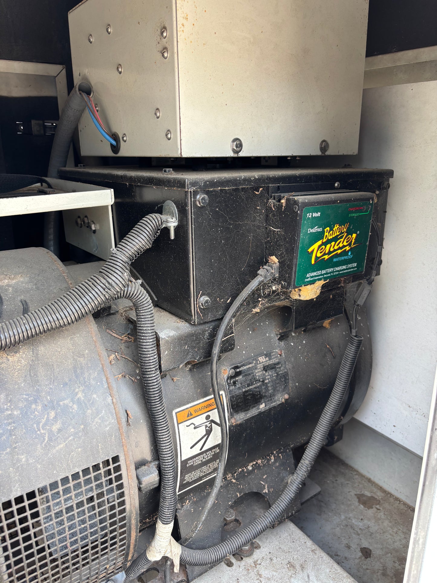 Lynx 30kw Natural gas/Propane Generator 434 Hours