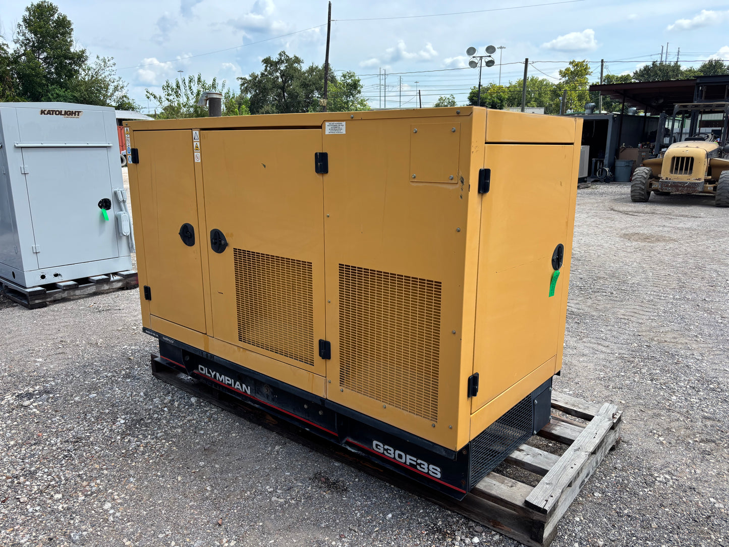 Olympian/CAT 30kw Propane Generator 466 Hours