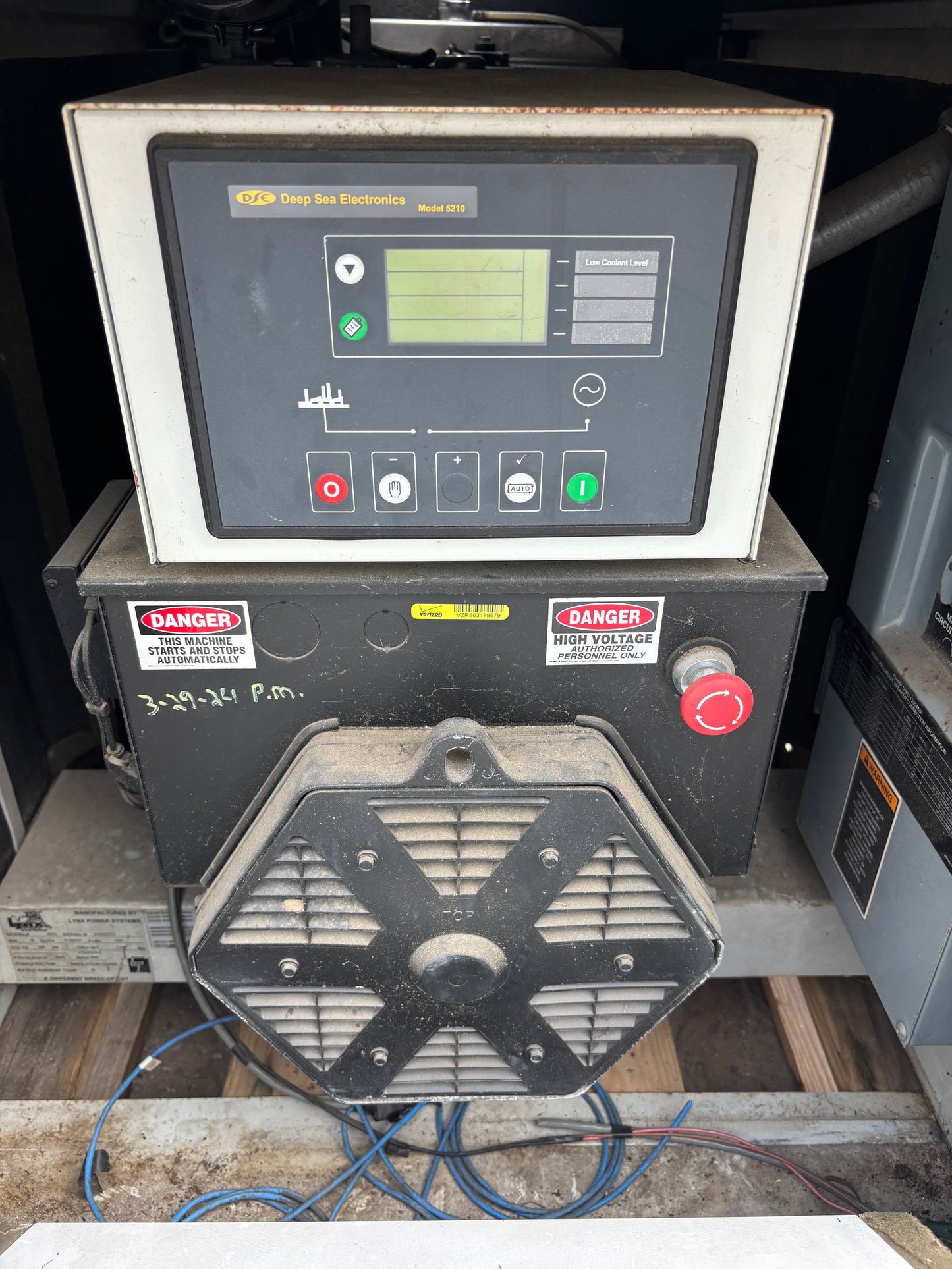 Lynx 30kw Natural gas/Propane Generator 718 Hours