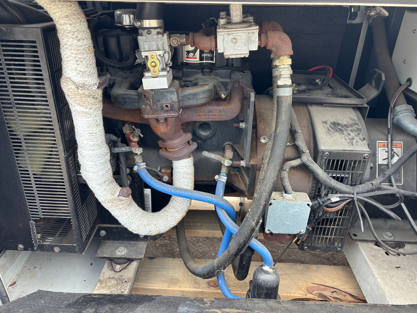 Lynx 30kw Natural gas/Propane Generator 718 Hours