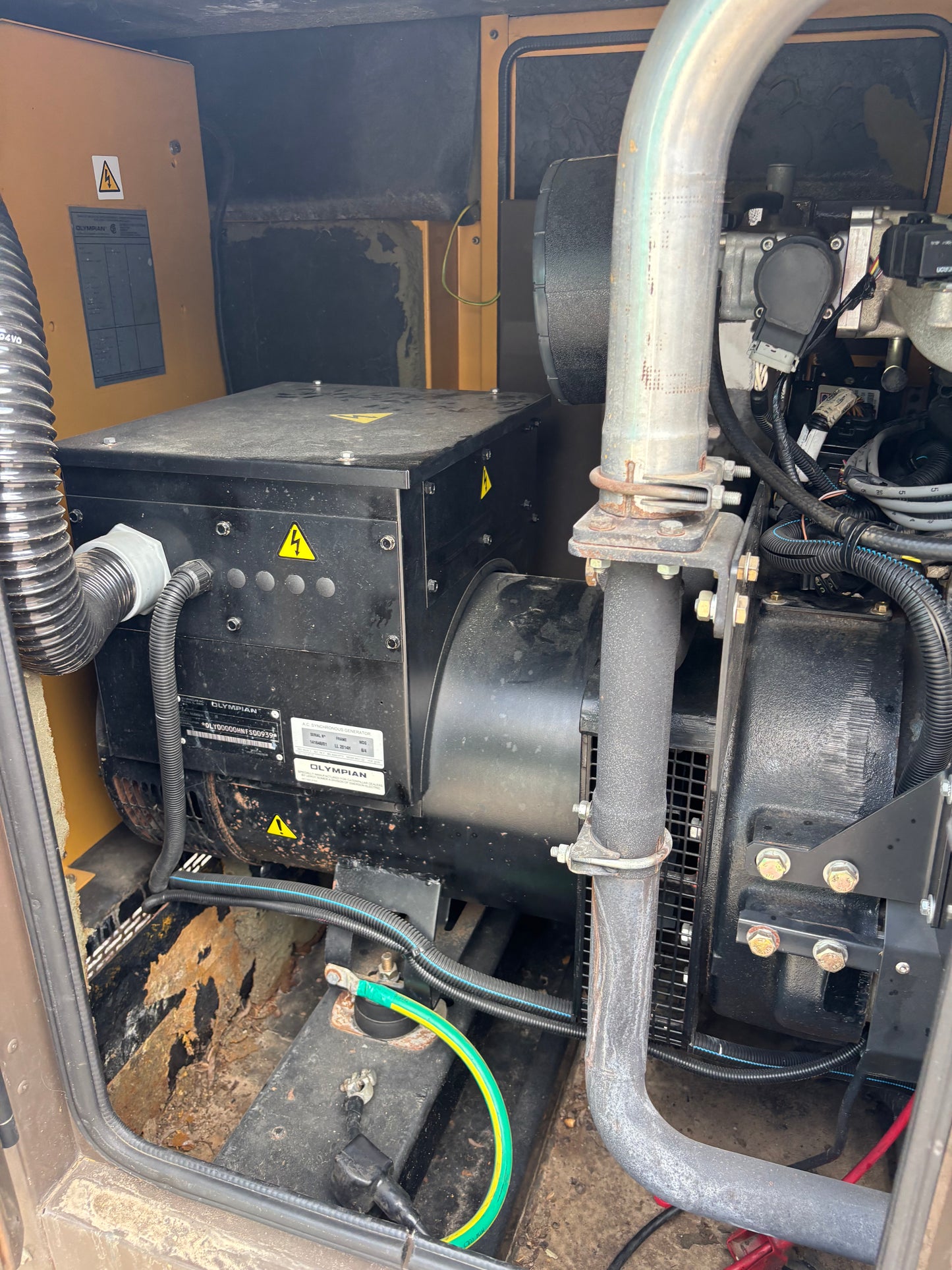 Olympian/CAT 42kw Natural Gas/Propane Generator 323 Hours